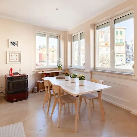 Apartment Charming 120m² In Historic Center